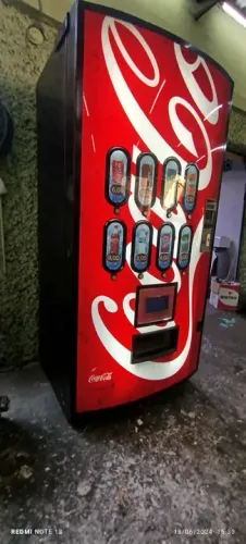 Geladeira Coca Cola poucas vezes usada