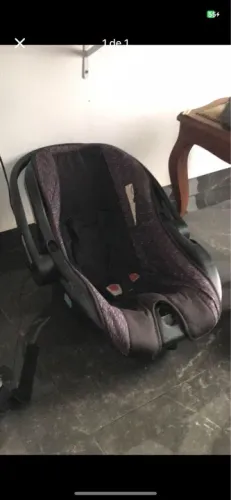 Cadeirinha de bebê para carro