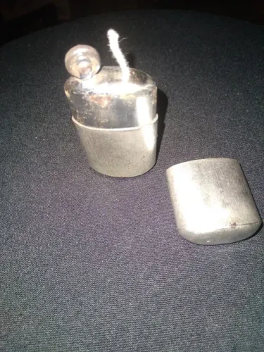 Esqueiro laci original quem fez fez.