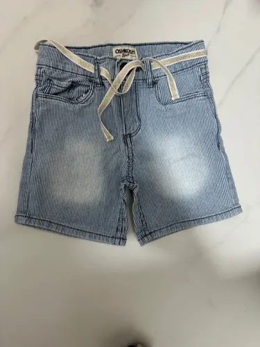 Shorts OshKosh 3 anos
