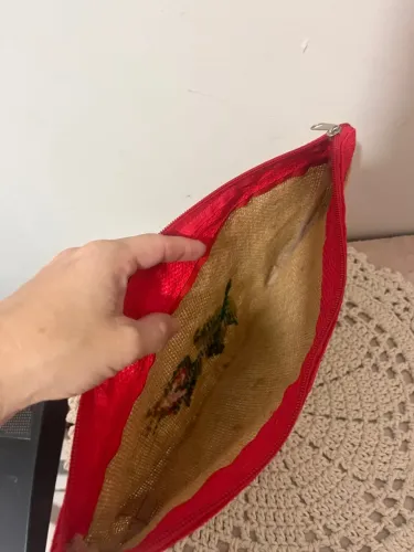 Bolsa de mão artesanal