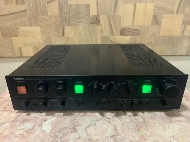 Pré Amplificador Yamaha - C-4 - Igual Sansui, Pioneer, Akai