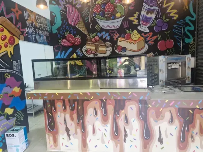 Vitrine refrigerada de sobrepor, para doces e bolos, Direto da fábrica.