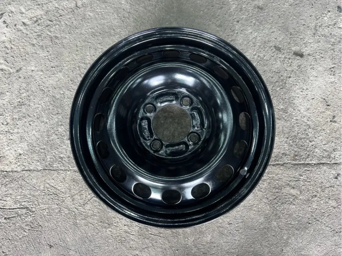 Roda de Ferro 15 Volvo V40 S40 4x114 / Roda Ferro Aro 15 Original Volvo Livina Tiida 