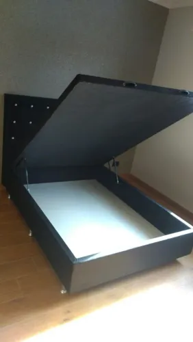 Baú e Cabeceira Estofada