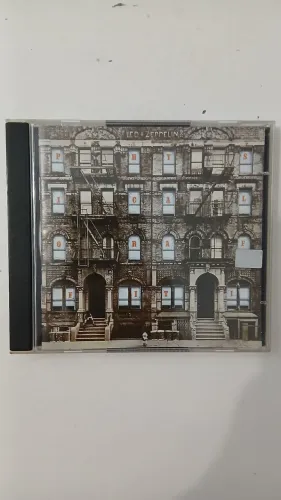 CD duplo  Led Zeppelin phisical graffiti usado