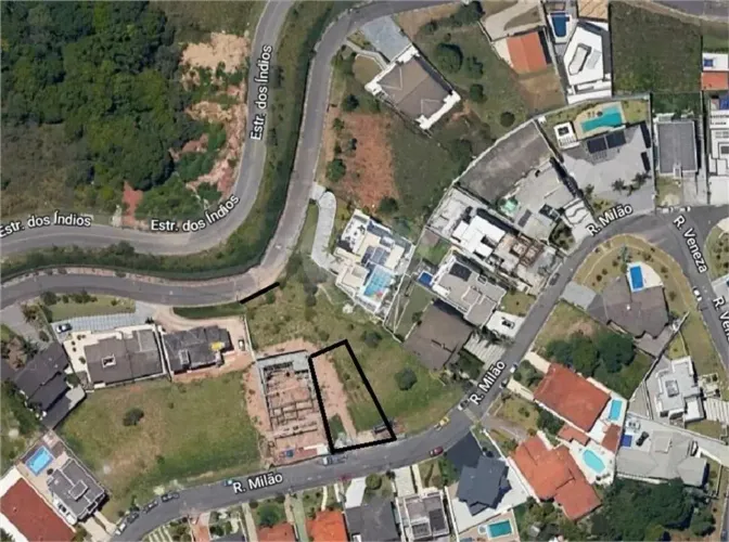 Terreno à venda no condomínio Arujá Hills III, Arujá - SP