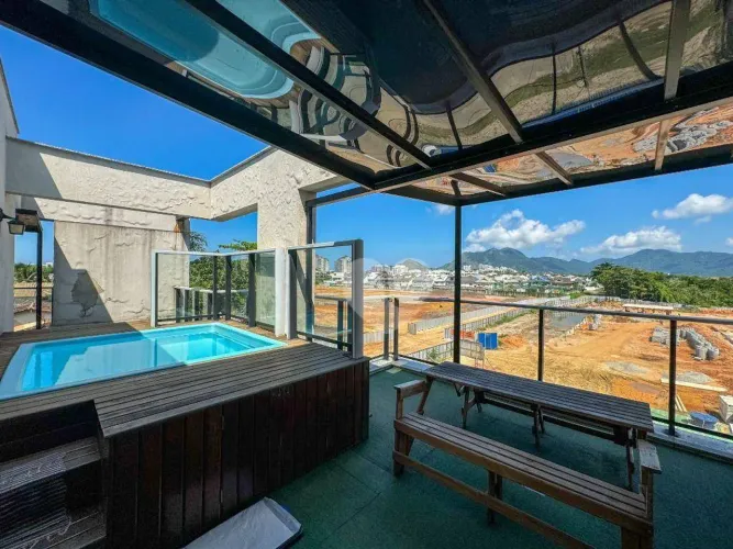 Cobertura com 4 quartos à venda, 174 m² por R$ 850.000 - Recreio dos Bandeirantes - Rio de