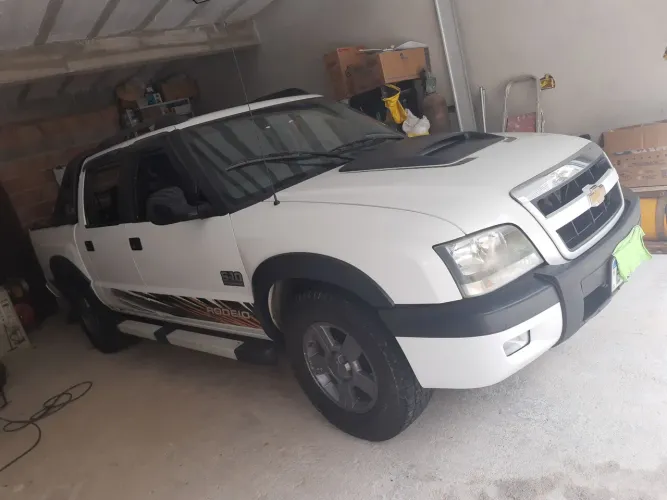 Chevrolet S10 Pick-up Rodeio 2.4 MPFI F.power CD 2011