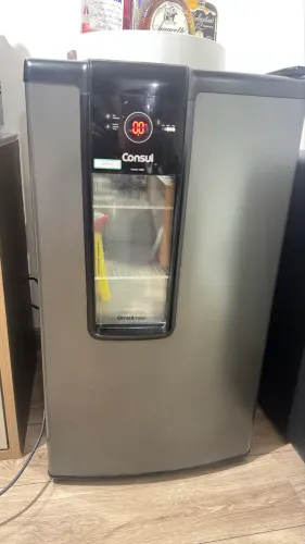 Cervejeira Consul Platinum 220V