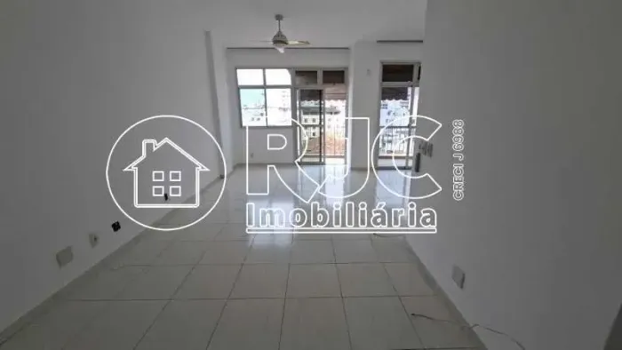 Apartamento : Padrão / Residencial / Tijuca