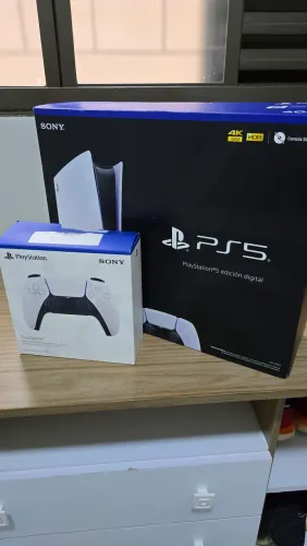 Vendo PlayStation 5 mídia digital 2 meses de uso.
