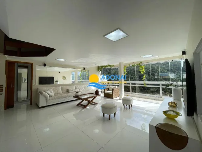 Apartamento próximo à praia com vista Pitangueiras Guarujá