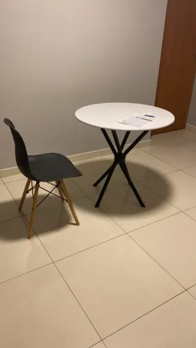 Mesa com Cadeira