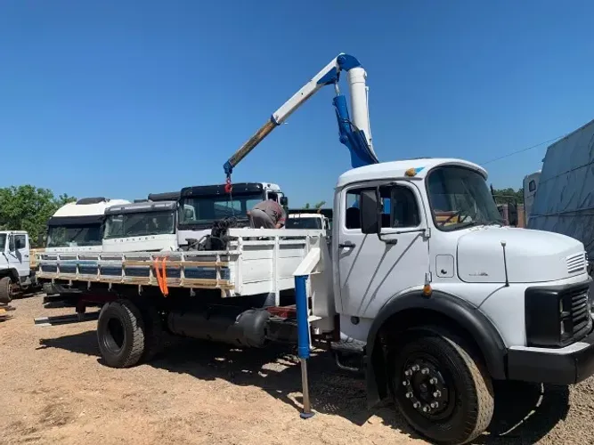 MB1114  1987 MUNCK  2,5 TONS 