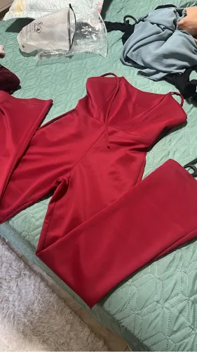Macacão longo vermelho para o Natal
