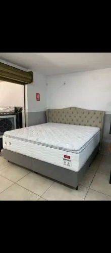 Cama super king com colchão Hércules resistente e alto 