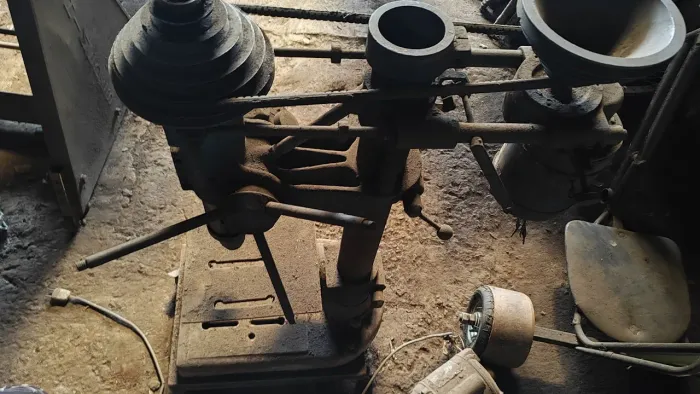 FURADEIRA DE BANCADA INDUSTRIAL