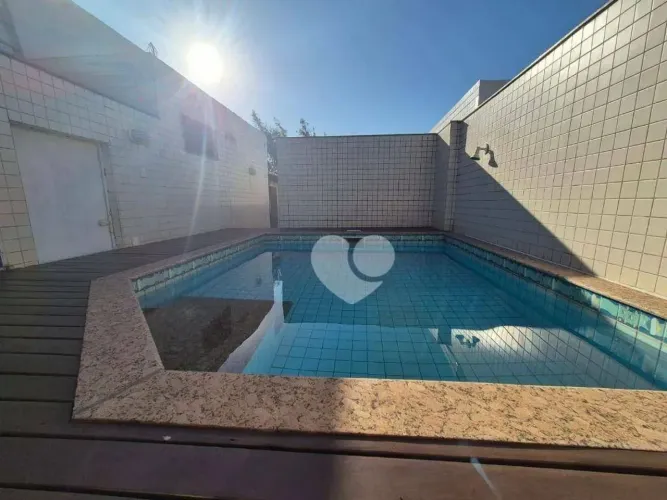 Cobertura com 4 quartos sendo 2 suítes à venda, 323 m² por R$ 1.400.000 - Recreio dos Band
