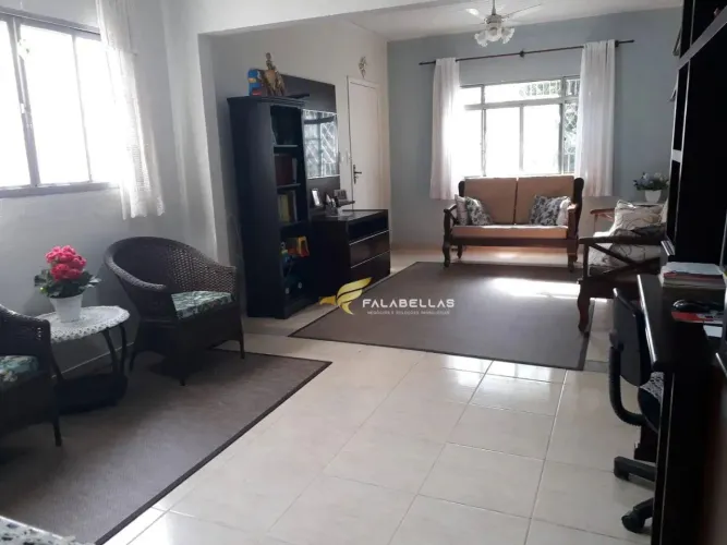 Casa com 2 dormitórios à venda, 210 m² por R$ 840.000,00 - Vila Helena - Jundiaí/SP