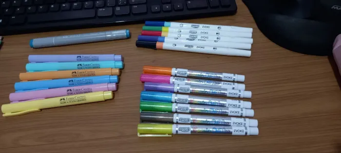 Kit canetas: marca texto Faber Castell, Evoke e Outline BRW
