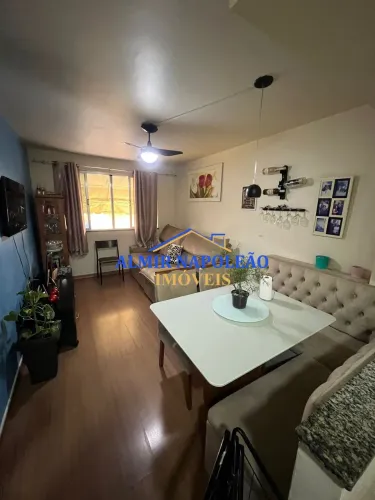Vende-se Ótima Casa triplex independente em um condomínio de casas! Av Martin Luther King