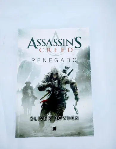 Assassins Creed entre outros livros