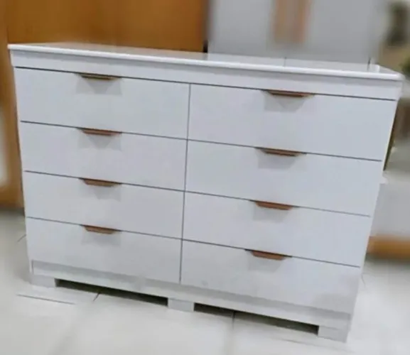 Cômoda Isadora com 8 gavetas em MDF premium e Kit de Pés Tuboarte - Branco