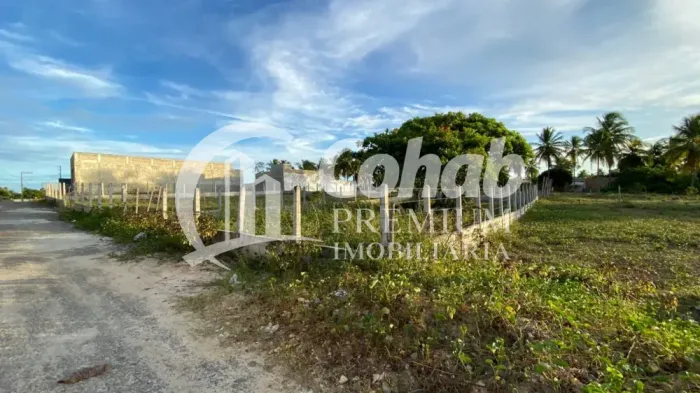 BELO TERRENO NO ROBALO NA ESTRADA DOS TRÊS PORQUINHOS NO ROBALO