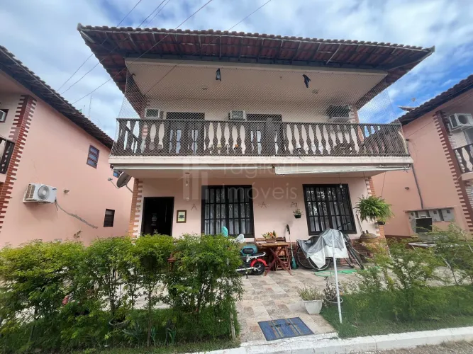 Flamboyants Vertical Flats - Casa à venda no bairro Areal - Araruama/RJ