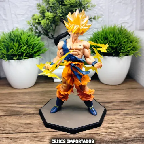 Boneco do Goku Super Sayajin Dragon Ball