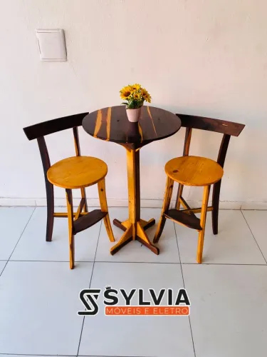 Conjunto bistrô fixo envernizado 