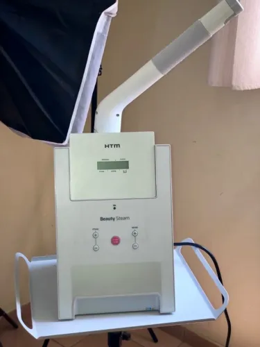 Beauty Steam HTM | Aparelho de vapor de ozônio utilizado em tratamentos estéticos