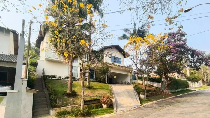 Casa à venda em Jandira, Nova Higienópolis, com 3 suítes, com 454 m², Condominio Nova Higi