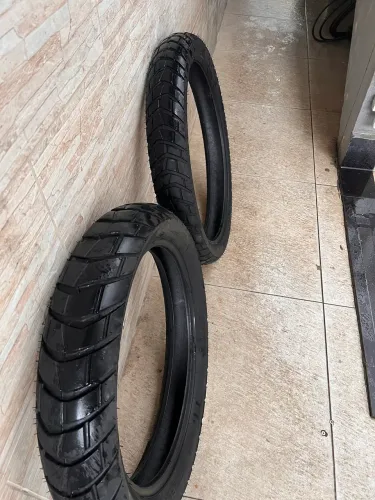 Par de Pneu Metzeler Karoo 3 