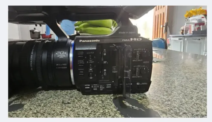 Camera Filmadora Panasonic AG AC-30