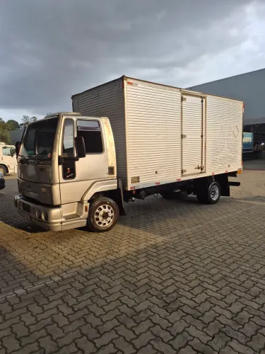 Ford Cargo 815