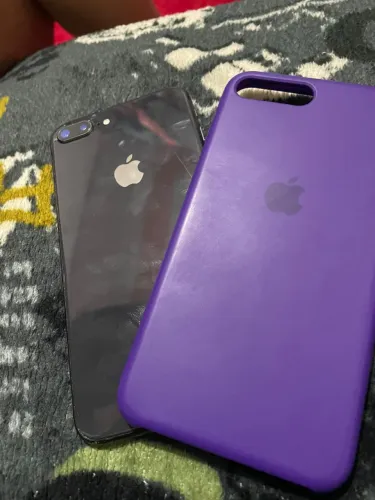 Vende- se iPhone 8 PLUS