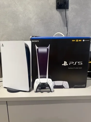 PlayStation 5 - PS5