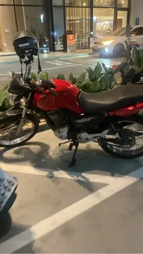 Vende se moto CG 160 star