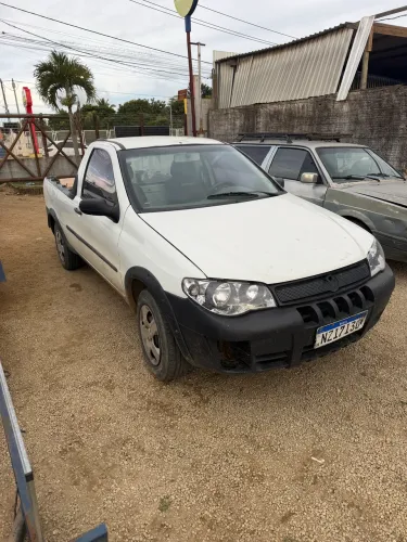 Fiat Strada 1.4 MPI Fire Flex 8V CS 2012