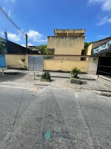 Casa à venda no bairro Olavo Bilac - Duque de Caxias/RJ