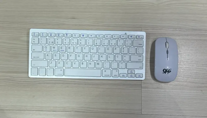 Teclado Bluetooth Branco + Mouse Bluetooth Branco