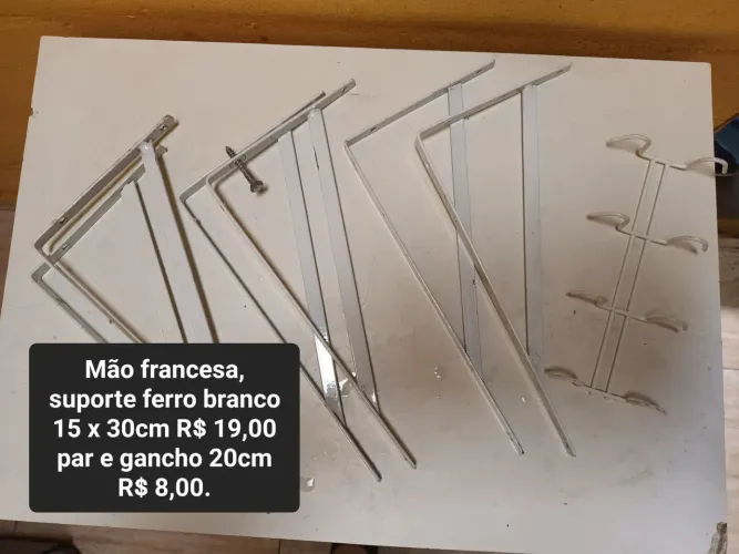 Mão francesa ou suporte ferro branco prateleira 