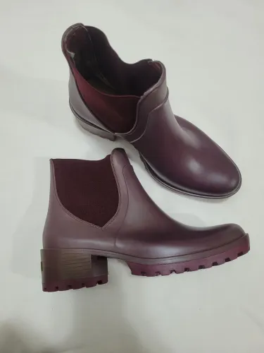 Bota Colcci tamanho 37