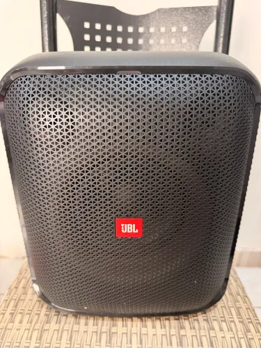 Caixa de som JBL PARTYBOX ESSENTIAL