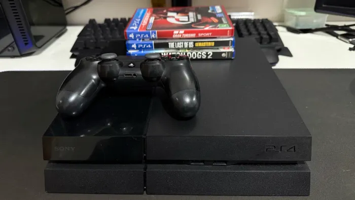 PS4