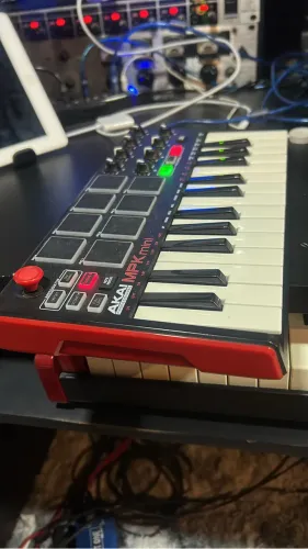Teclado controlador Akay MPK mini