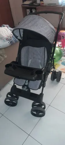 Carrinho de bebê em excelente estado!