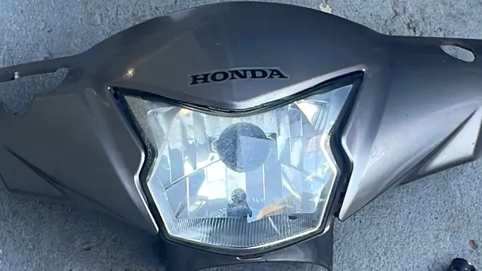 VENDO PEÇAS ORIGINAIS BIZ 125 2018